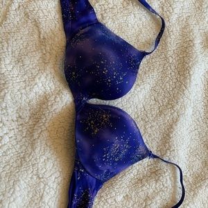 Victoria’s Secret plunge  push up bra.